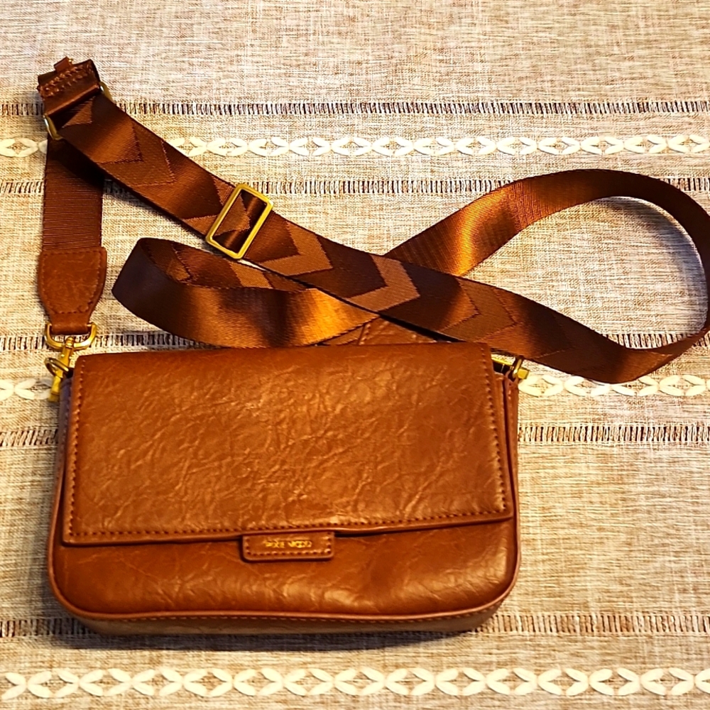 Pixie Mood Crossbody Purse - Gently used only a few times